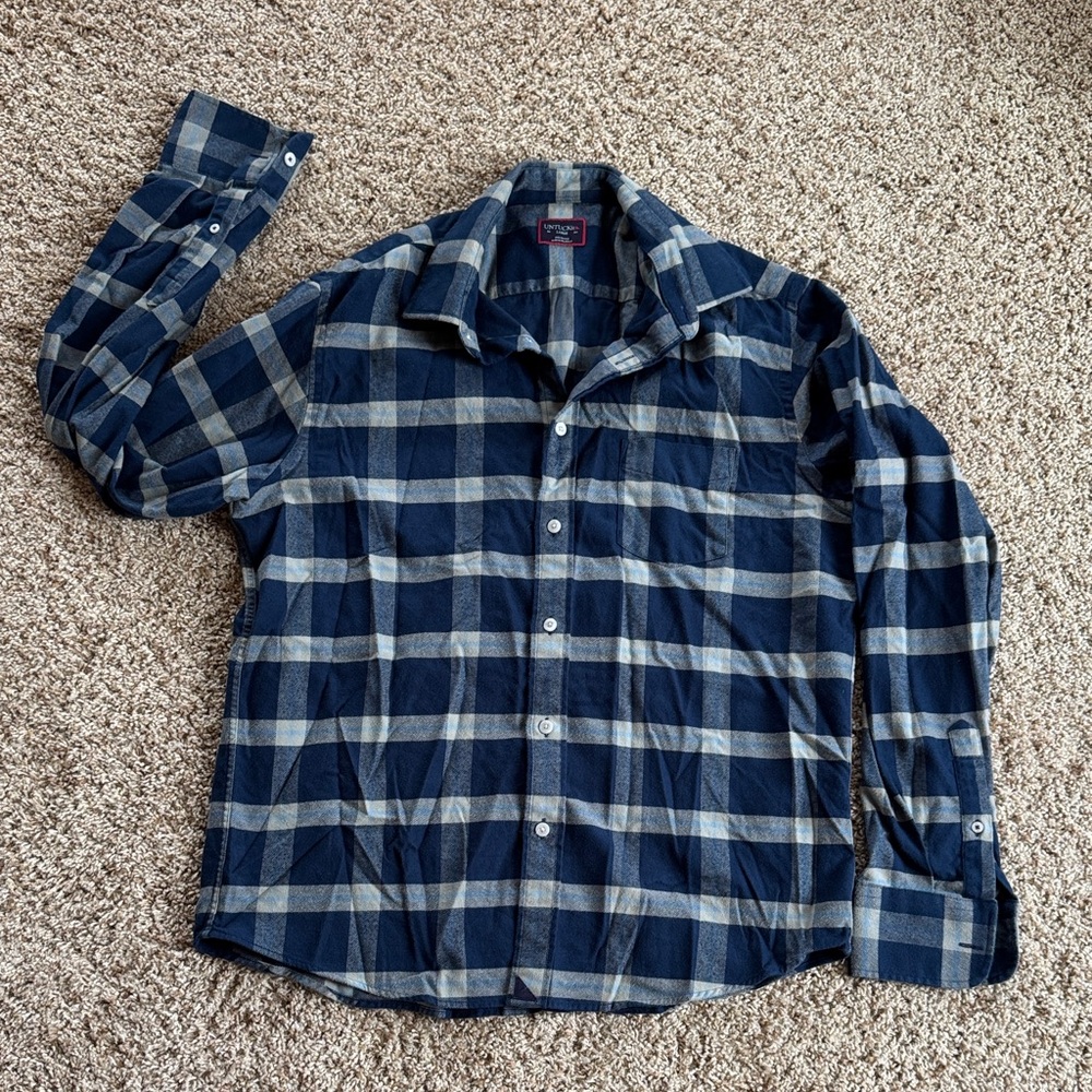 UNTUCKit Navy and Gray Plaid Casual Shirt